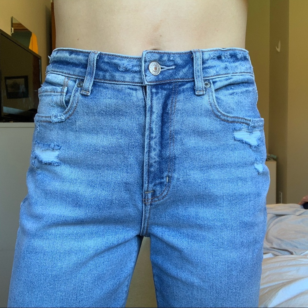 American Eagle Mom Jeans